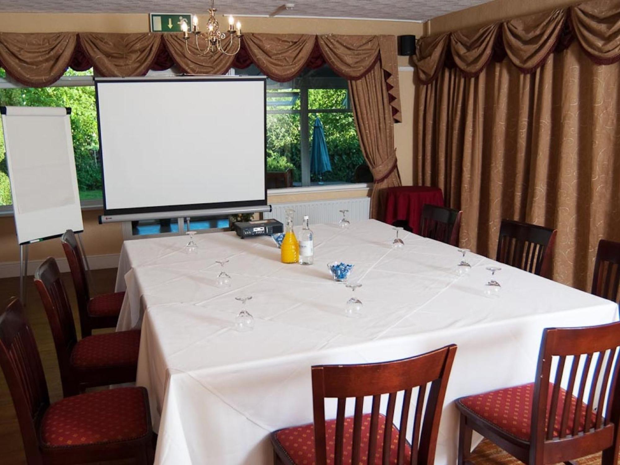 Edenhall Country Hotel ภายนอก รูปภาพ